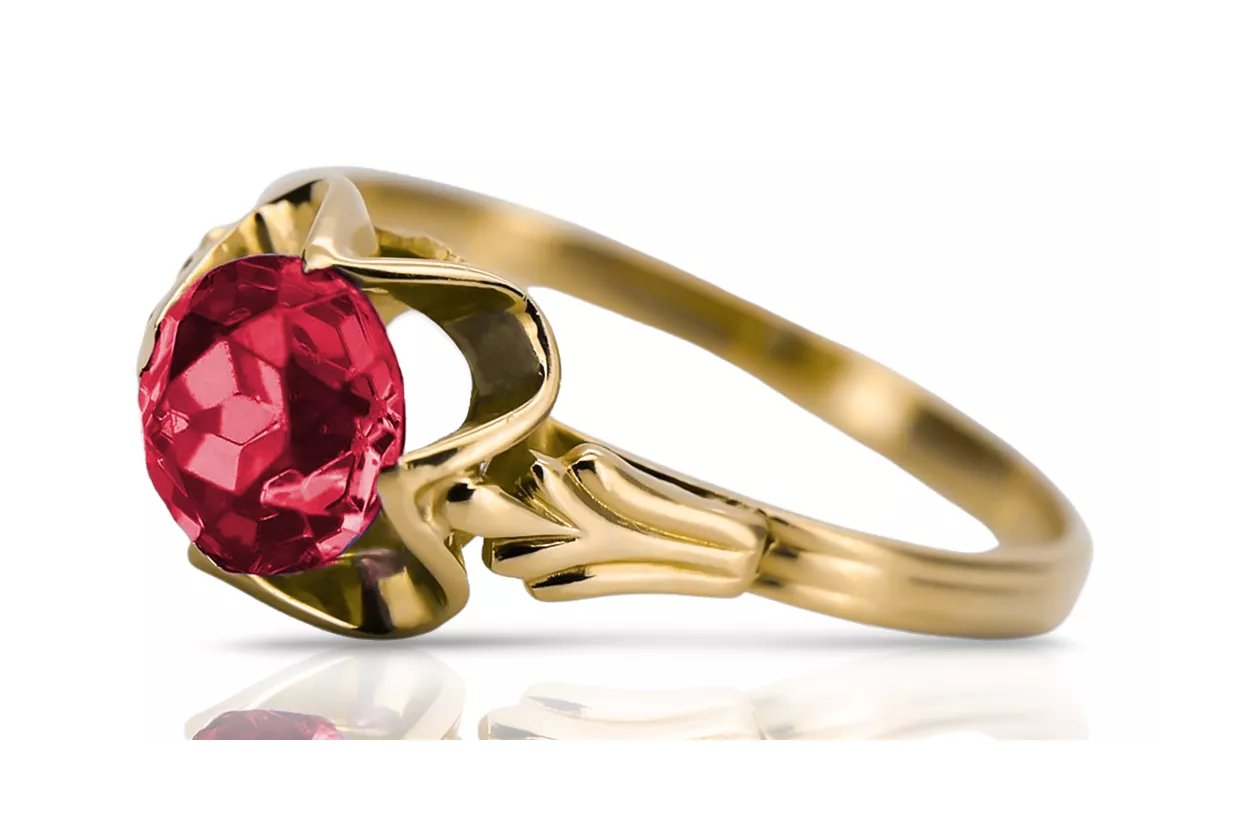 Ring Ruby 14K Yellow gold Vintage Jewlery vrc023y